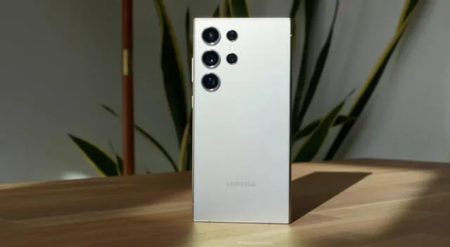 Este teléfono de Samsung nos sigue sorprendiendo con su potencia, rendimiento y autonomía.
