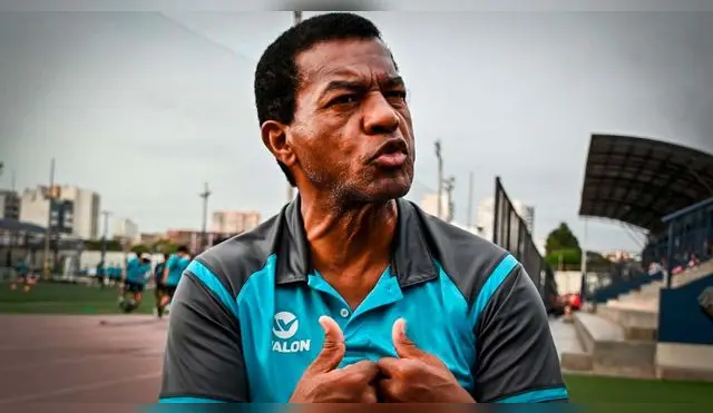 Julio César Uribe hace advertencia sobre Sporting Cristal.