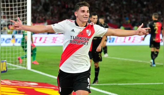 Julián Álvarez figura en River Plate