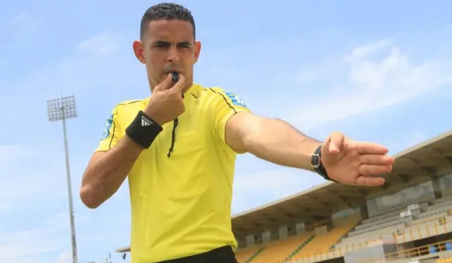 Carlos Ortega será el árbitro del clásico.