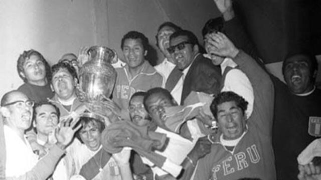 Perú Campeón en 1975 Perú Campeón en 1975