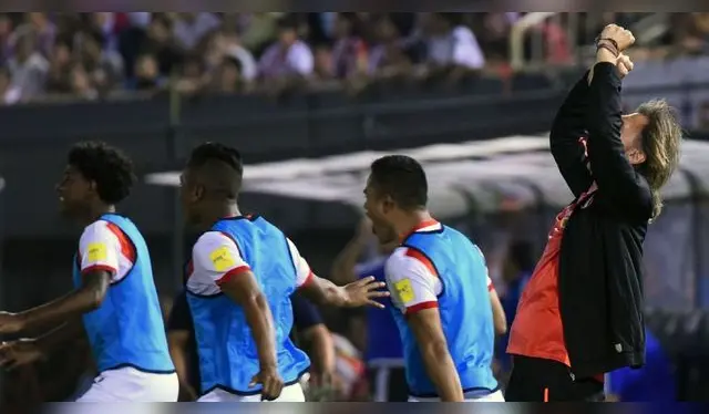 El grito de Ricardo Gareca tras el triunfo de Perú 4-1 ante Paraguay. (Foto: Difusión) El grito de Ricardo Gareca tras el triunfo de Perú 4-1 ante Paraguay. (Foto: Difusión)