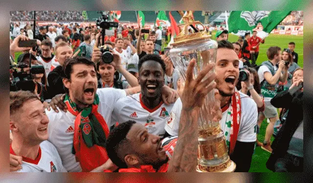 Jefferson Farfán campeón de la Premier League rusa 2017-2018.   