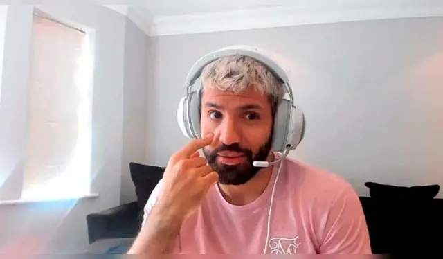 Kun Agüero streamer Twitch
