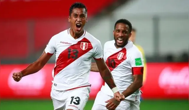 Renato Tapia en la Selección Peruana Renato Tapia en la Selección Peruana