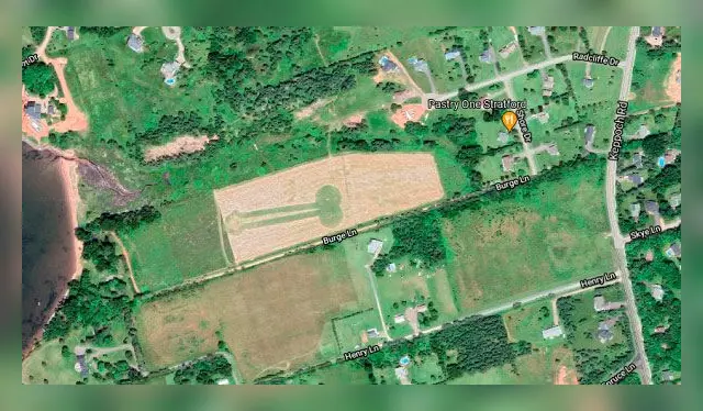 Señal captada desde el cielo de Canadá causan controversia / Foto: Google Maps Señal captada desde el cielo de Canadá causan controversia / Foto: Google Maps