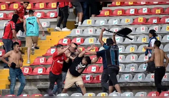 AuronPlay violencia estadio de mexico 
