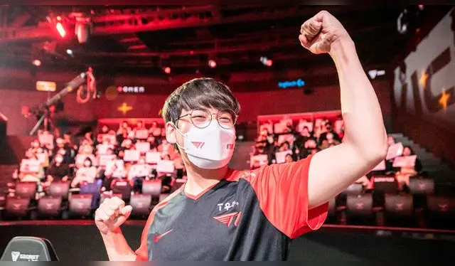League of Legends T1 covid-19