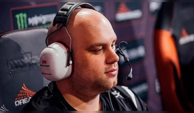 Dota 2
