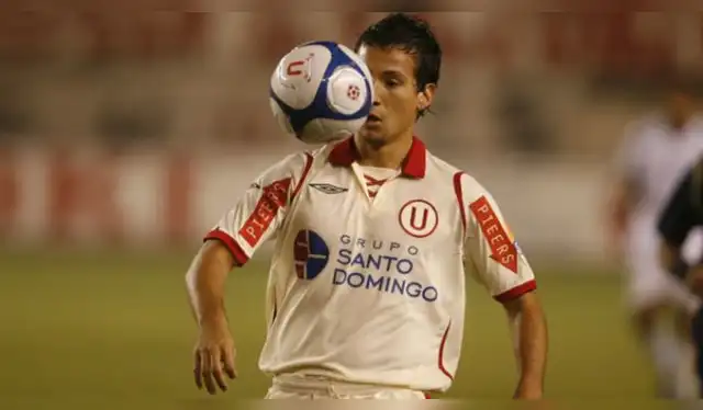 Diego Bustamante usó la '10' en Universitario.   