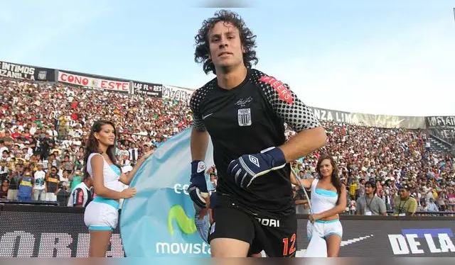 Salomón Libman fue elegido el mejor arquero de la temporada en 2010.   