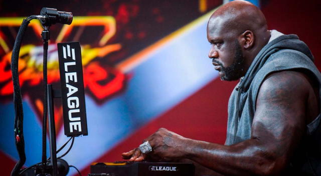 Shaquille O' Neal 