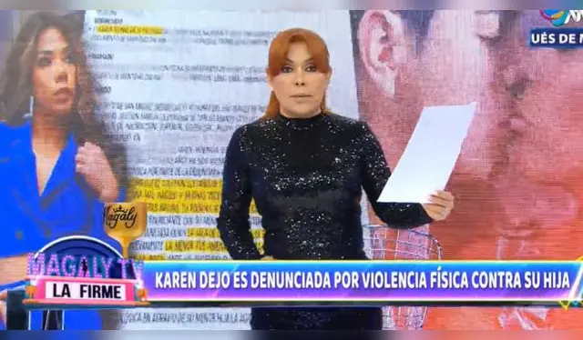Magaly con el parte policial en mano (Foto: captura TV)   