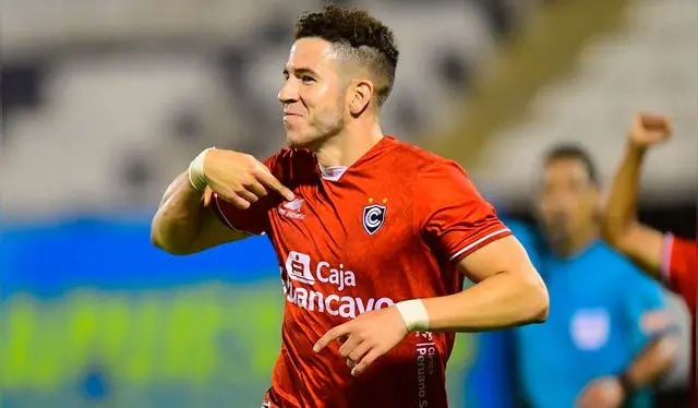 Adrián Ugarriza suma 14 goles con la camiseta de Cienciano.   