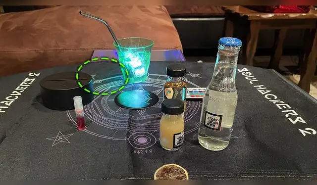 ¿Un vaso que flota? La ilusión óptica que ha confundido a más de un barman