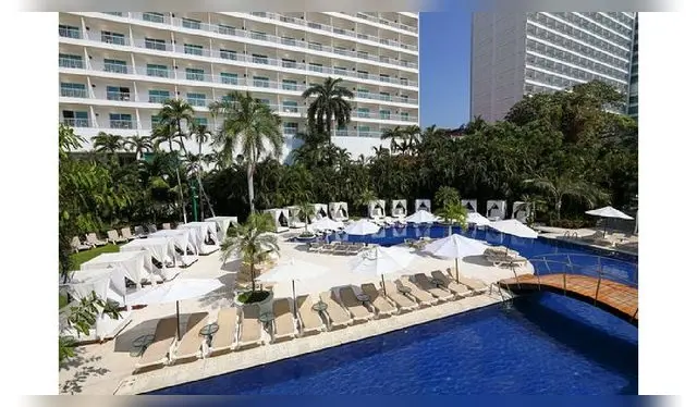 <strong>Emporio Acapulco</strong>   