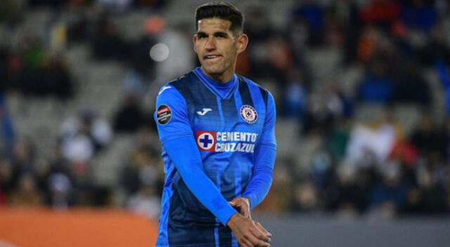 Luis Abram fue cedido al Cruz Azul por toda la temporada 2022.   