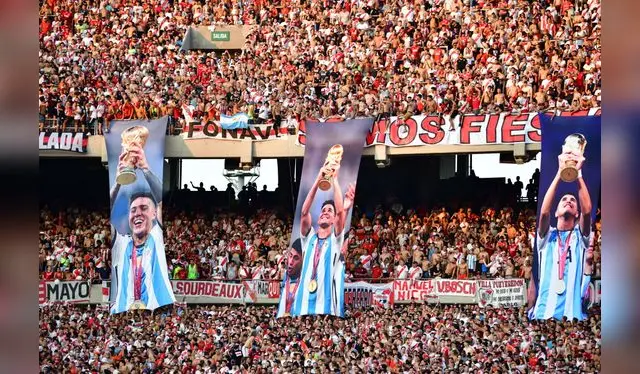 River Plate homenajeó a sus campeones del mundo   