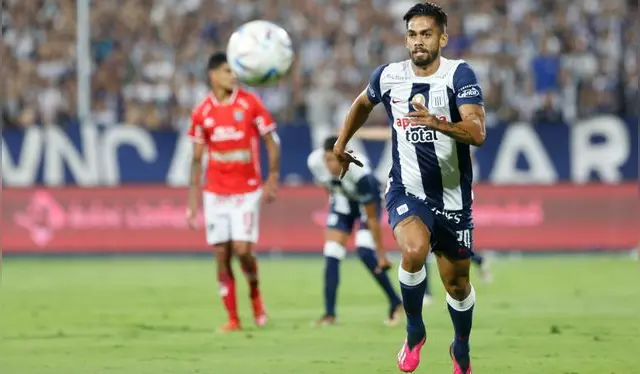 <strong>Andrés Andrade</strong>   