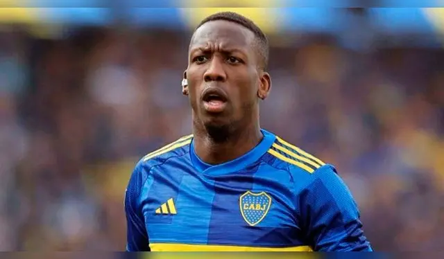 Luis Advíncula es pretendido por Botafogo   