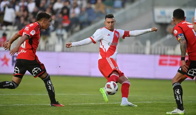 Matías Suárez fue el capitán de River Plate ante Colo Colo.   
