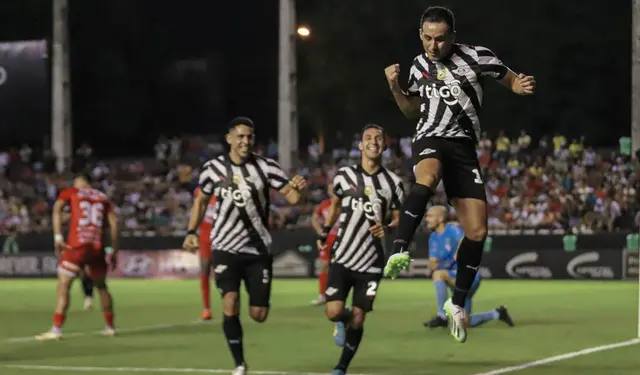 Libertad es favorito ante Nacional de Montevideo