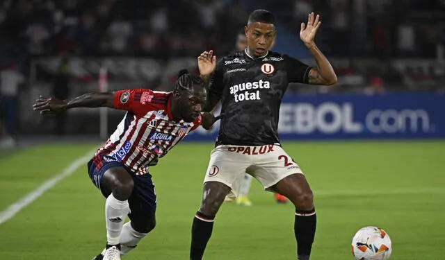 Universitario vs Junior
