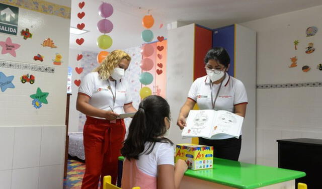 El Mimp brinda una asistencia económica de 200 soles 15.802 niños en orfandad por COVID-19. Foto: Mimp   