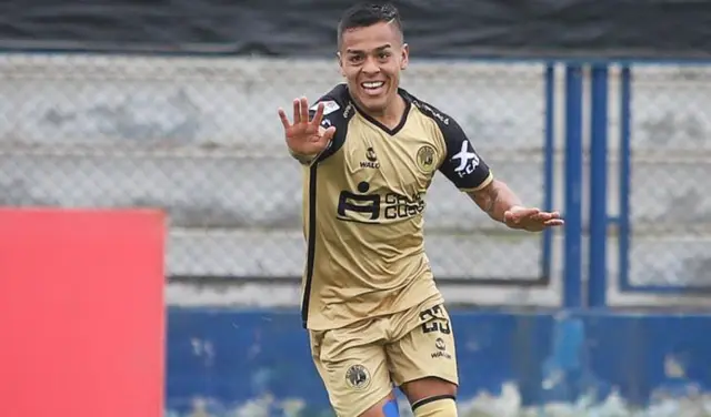 Sandro Rengifo   