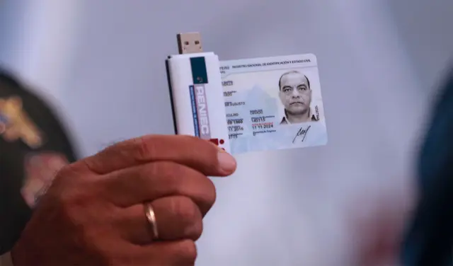 DNI
