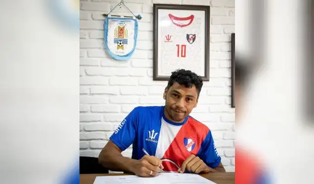 Ángel Cayetano, exfutbolista de Universitario, fue presentado como nuevo jugador de CA Artigas de Uruguay Ángel Cayetano, exfutbolista de Universitario, fue presentado como nuevo jugador de CA Artigas de Uruguay