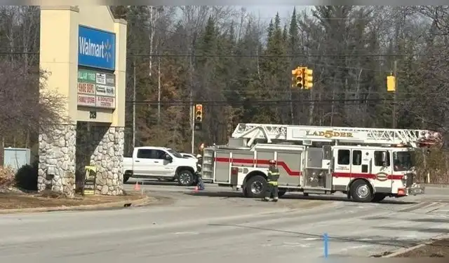 Amenaza de bomba en Walmart