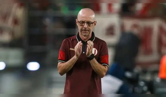 Javier Rabanal viene siendo criticado por los hinchas de Universitario en el Torneo Apertura por bajo rendimiento del equipo