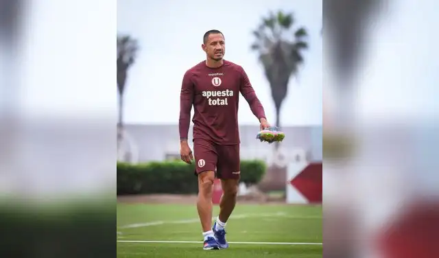 Lapadula ya entrena con Universitario