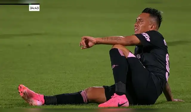 Christian Cueva salió lesionado en su debut con Sport Boys Christian Cueva salió lesionado en su debut con Sport Boys