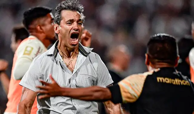 Fabián Bustos fue campeón con Universitario en la temporada 2024. Foto: Liga 1