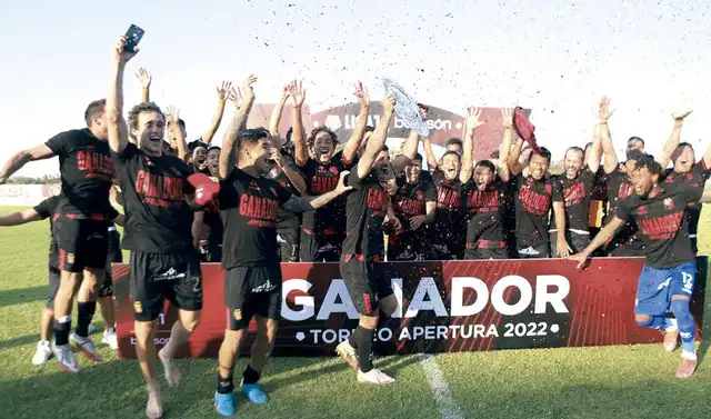 FBC Melgar, ganador del torneo Apertura