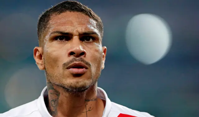 Paolo Guerrero con la Selección Peruana.