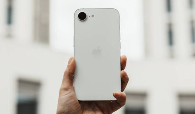 iPhone 16e