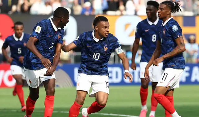 Kylian Mbappé anotó un doblete ante Suecia. Kylian Mbappé anotó un doblete ante Suecia.