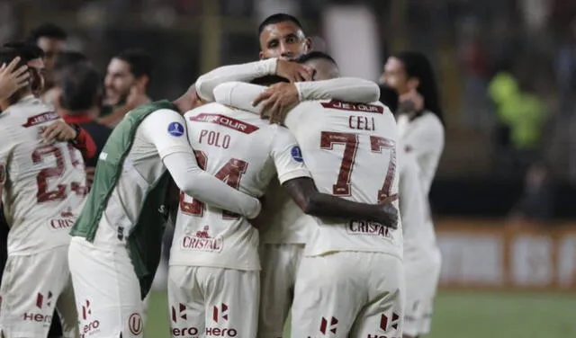 Universitario derrotó 2-0 a Santa Fe Universitario derrotó 2-0 a Santa Fe