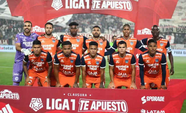 César Vallejo César Vallejo