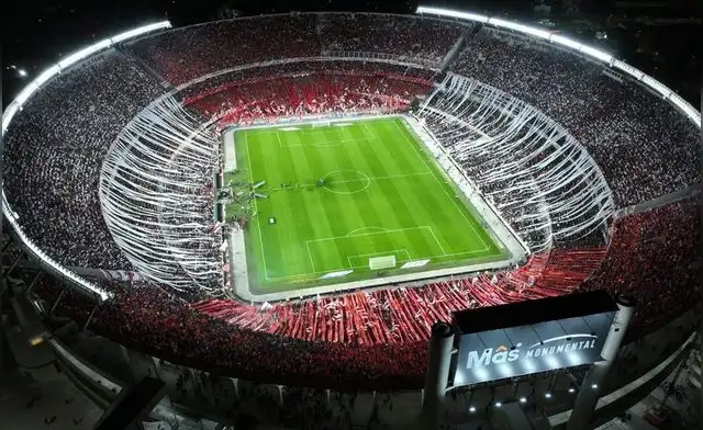 Estadio Más Monumental