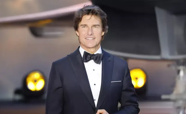  Tom Cruise