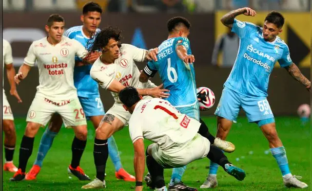 Universitario vs Sporting Cristal