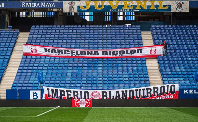 Barcelona Bicolor presente en el RCDE Stadium donde jugará Perú este domingo 5 de junio de 2022. Barcelona Bicolor presente en el RCDE Stadium donde jugará Perú este domingo 5 de junio de 2022.