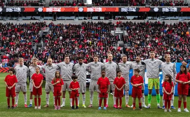 Islandia viene de perder contra Japón