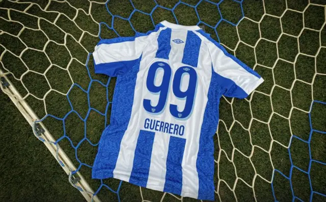Paolo Guerrero usará la 99 en el Avaí Paolo Guerrero usará la 99 en el Avaí