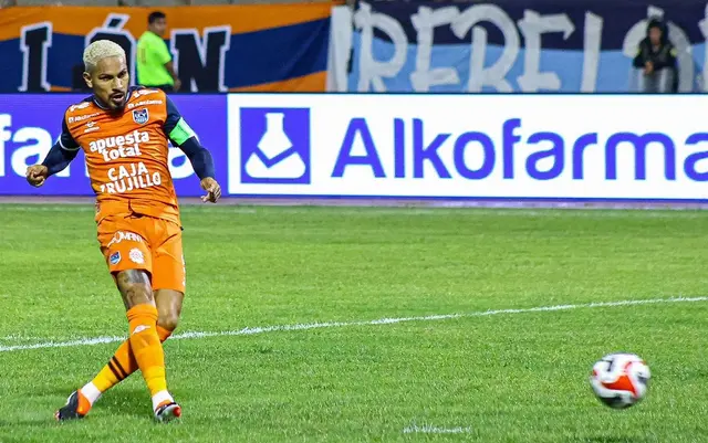Paolo Guerrero César Vallejo