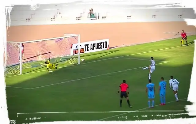 Adrián Ugarriza falla penal con Alianza Lima Adrián Ugarriza falla penal con Alianza Lima